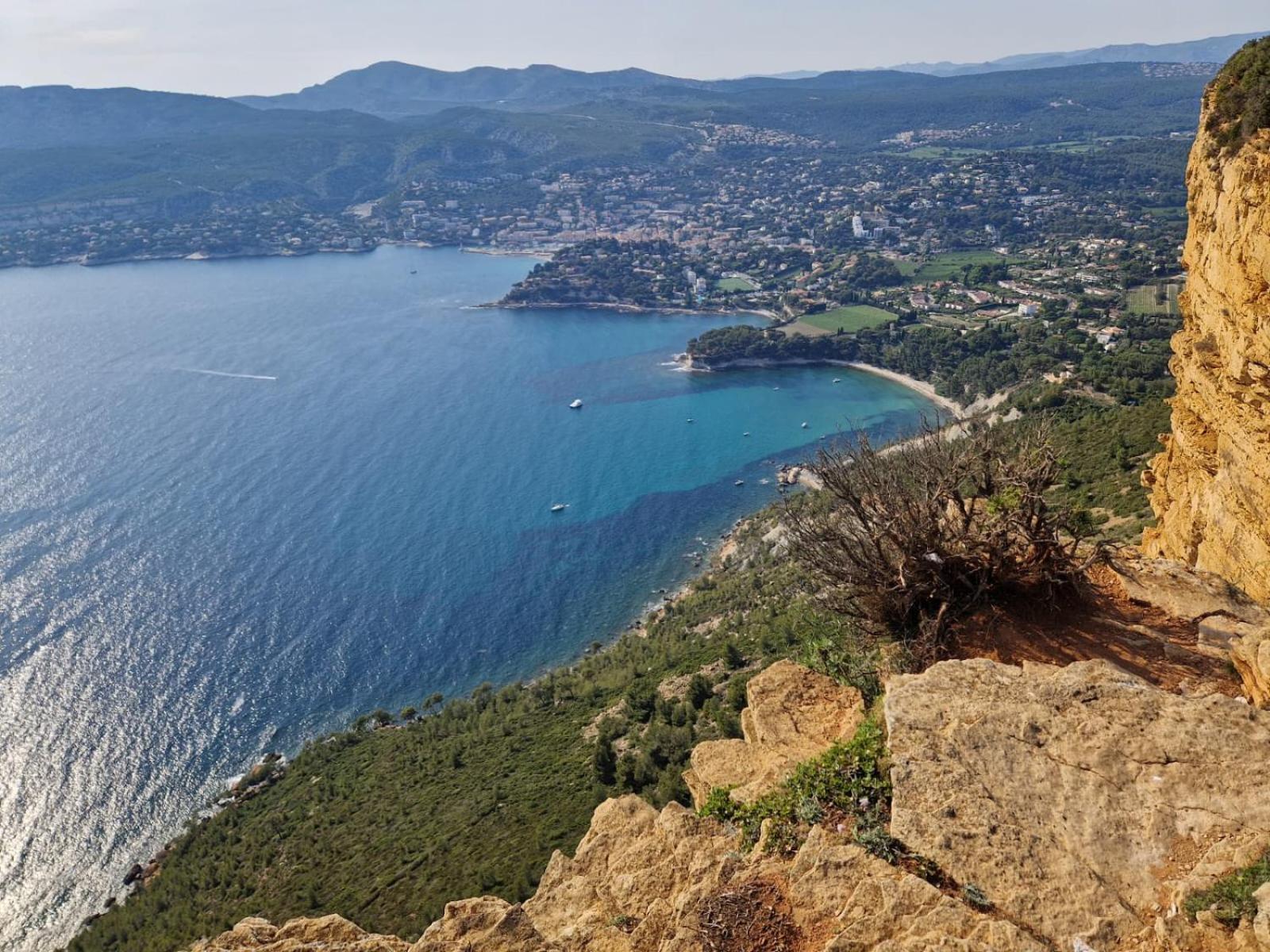 Camping Aux Portes De Cassis Рокфор-ла-Бедюл Екстериор снимка