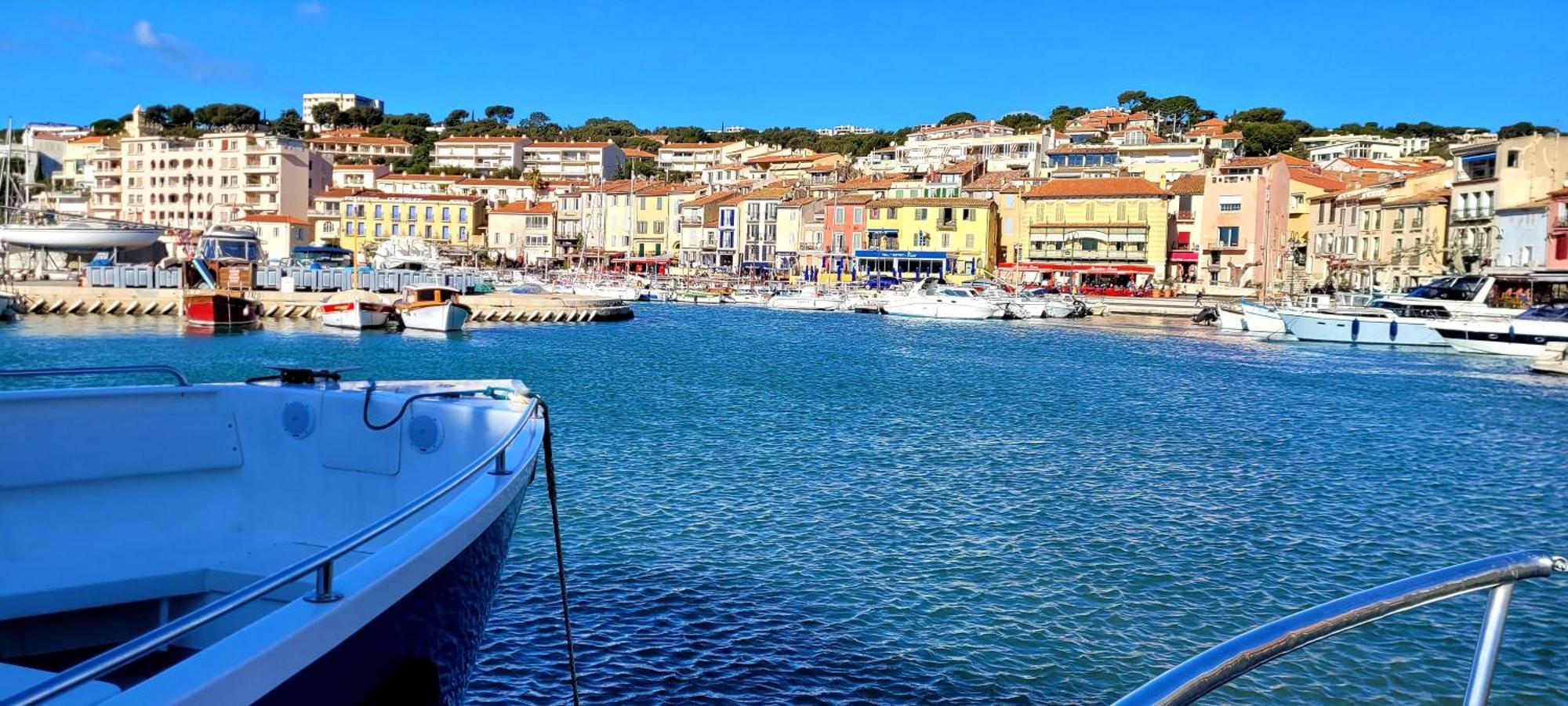 Camping Aux Portes De Cassis Рокфор-ла-Бедюл Екстериор снимка