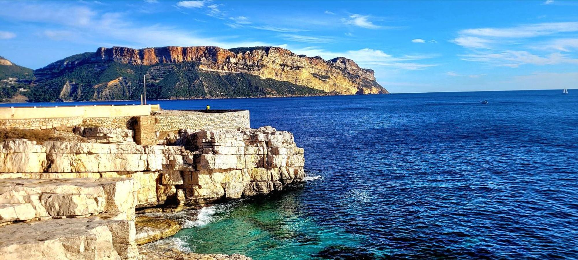 Camping Aux Portes De Cassis Рокфор-ла-Бедюл Екстериор снимка