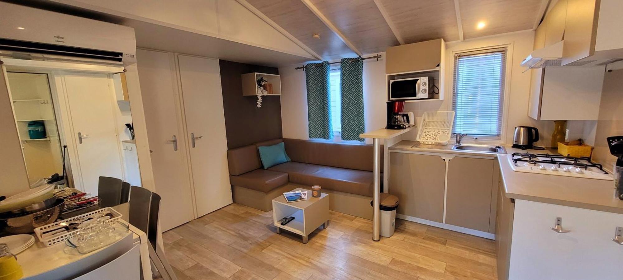 Camping Aux Portes De Cassis Рокфор-ла-Бедюл Екстериор снимка