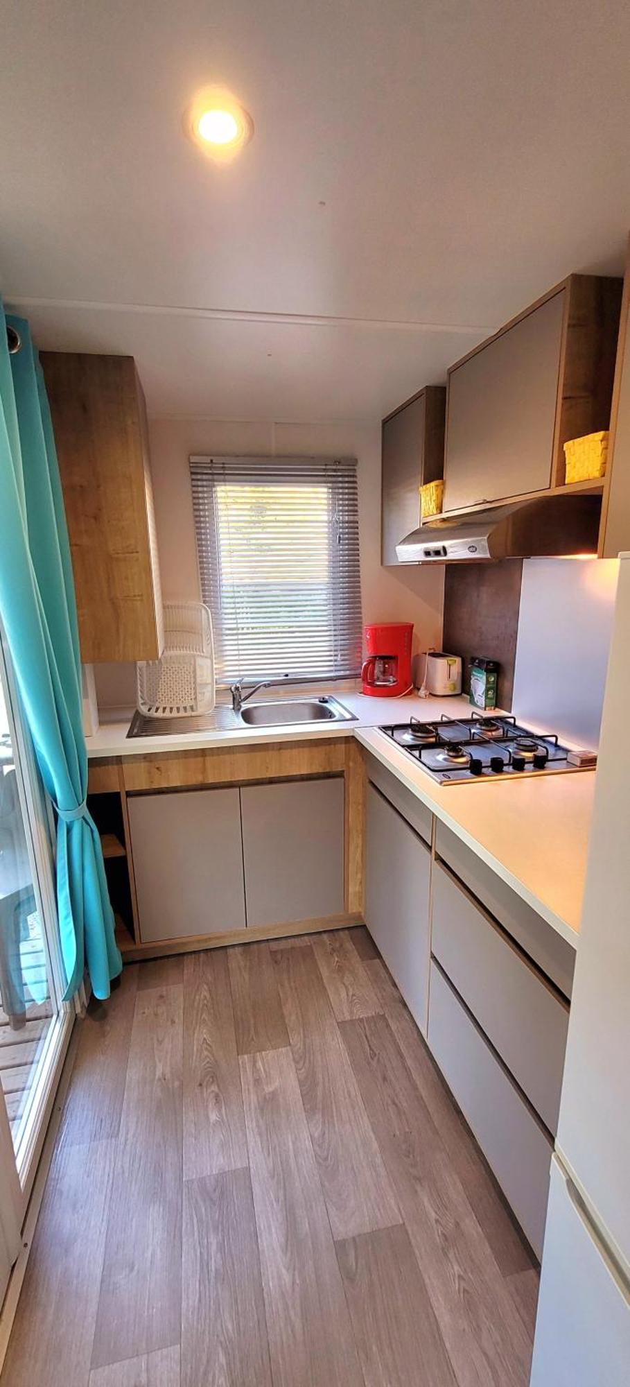 Camping Aux Portes De Cassis Рокфор-ла-Бедюл Екстериор снимка
