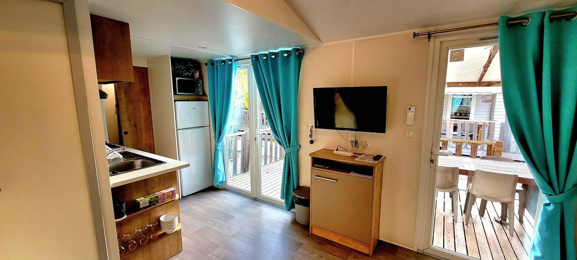 Camping Aux Portes De Cassis Рокфор-ла-Бедюл Екстериор снимка