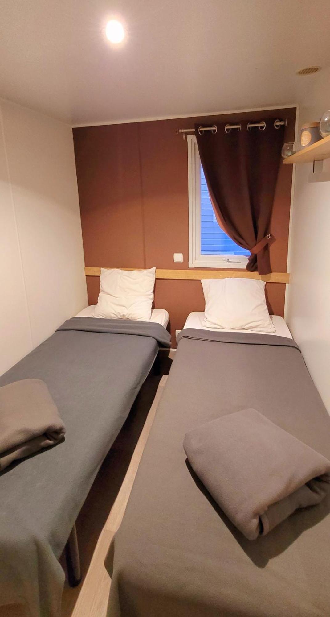 Camping Aux Portes De Cassis Рокфор-ла-Бедюл Екстериор снимка